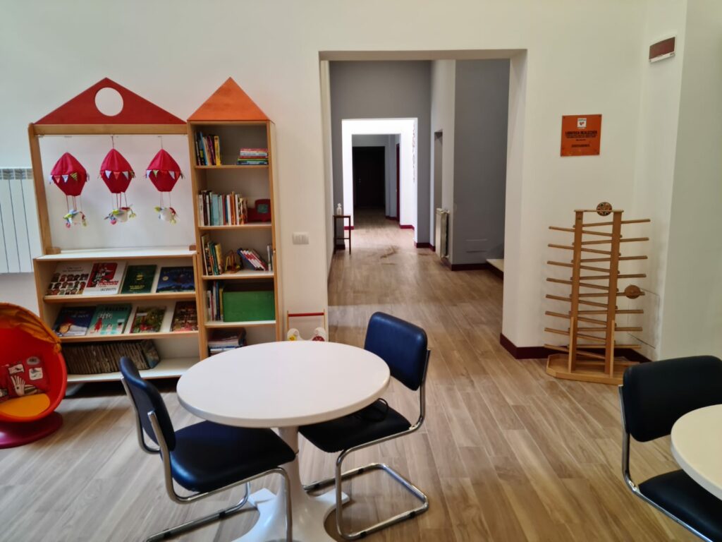 Nuova sala giochi per i bambini del centro materno-infantile