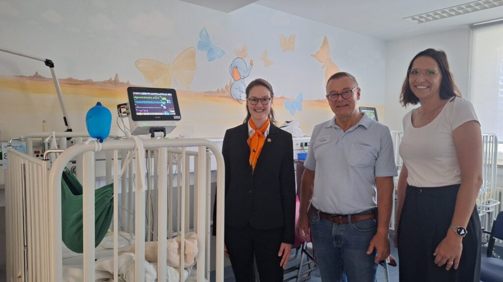 Il progetto di aiuto ai bambini della clinica RoMed di Rosenheim sostiene i neonati malati e i prematuri del centro perinatale